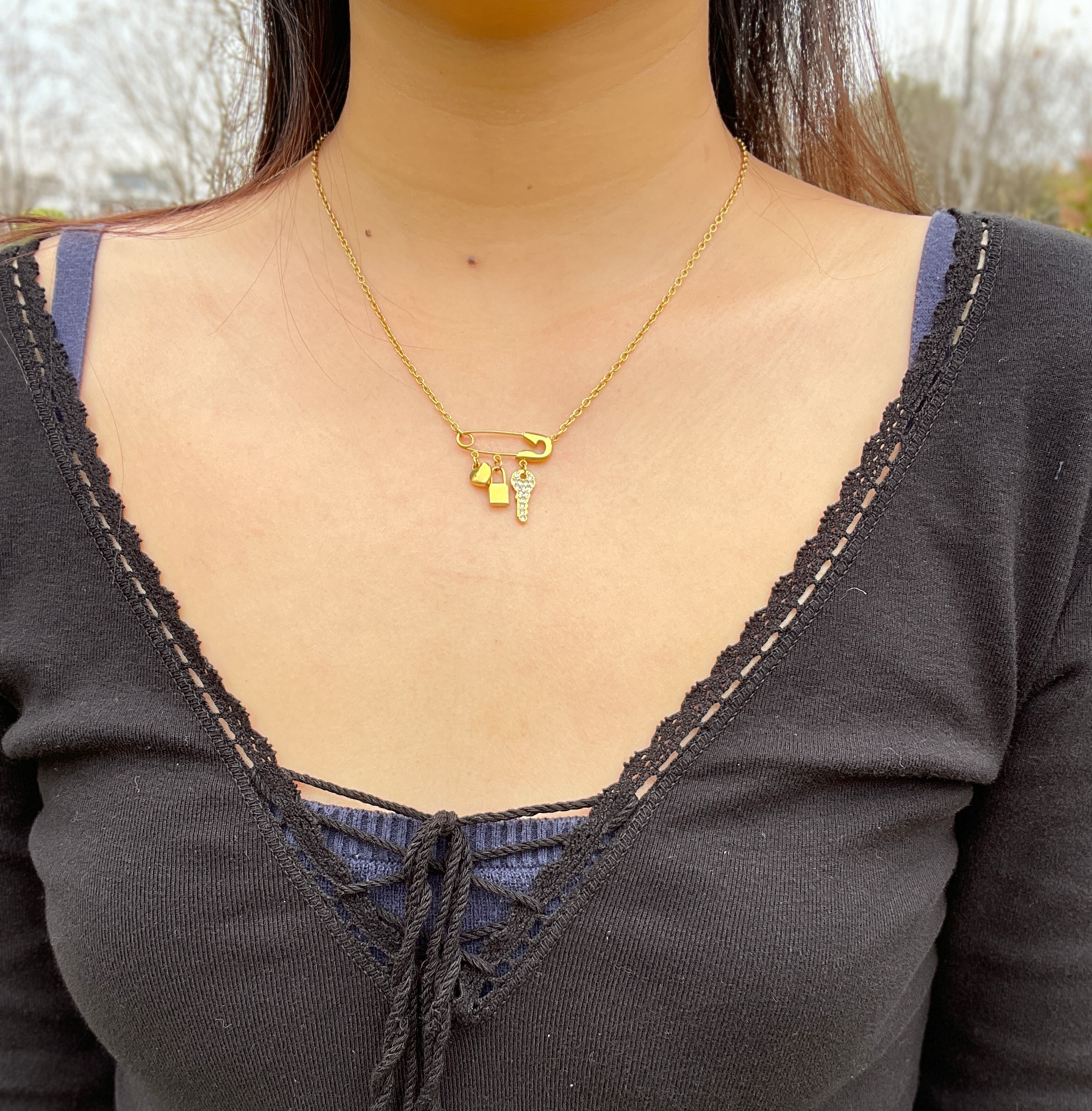 collier Clara